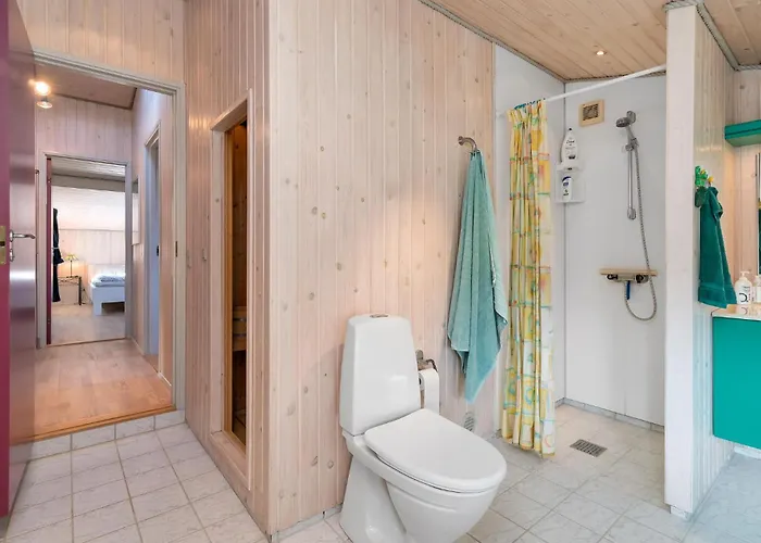 Cozy In With Sauna